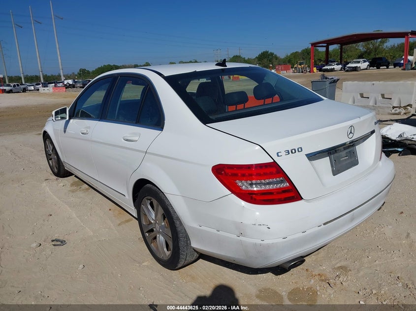 2013 Mercedes-Benz C 300 Luxury 4Matic