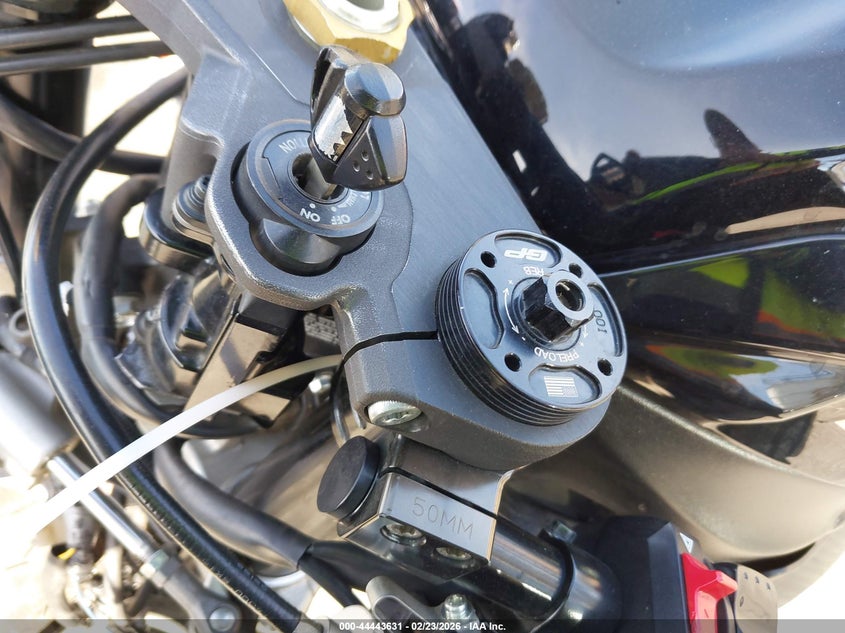 2017 Suzuki Gsx-R600 VIN: JS1GN7FA8H2101516 Lot: 44443631