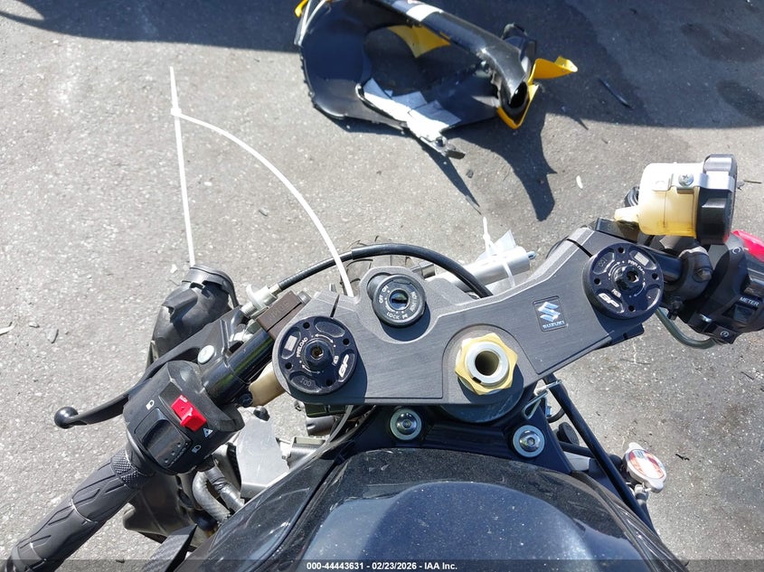 2017 Suzuki Gsx-R600 VIN: JS1GN7FA8H2101516 Lot: 44443631