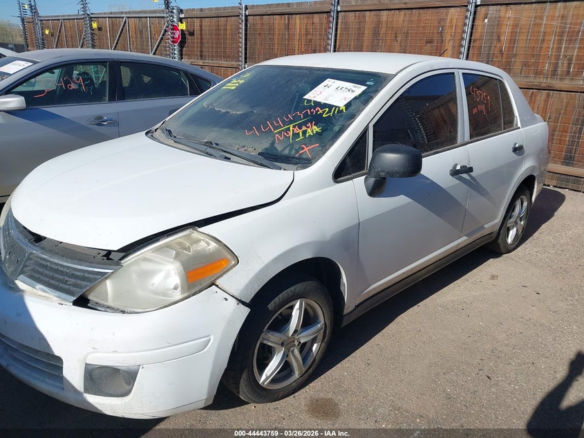 2009 Nissan Versa 1.6 3N1CC11E89L483857 photo 1