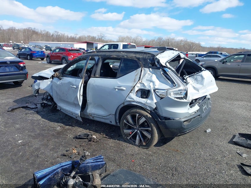 2021 Volvo Xc40 Recharge Pure Electric P8