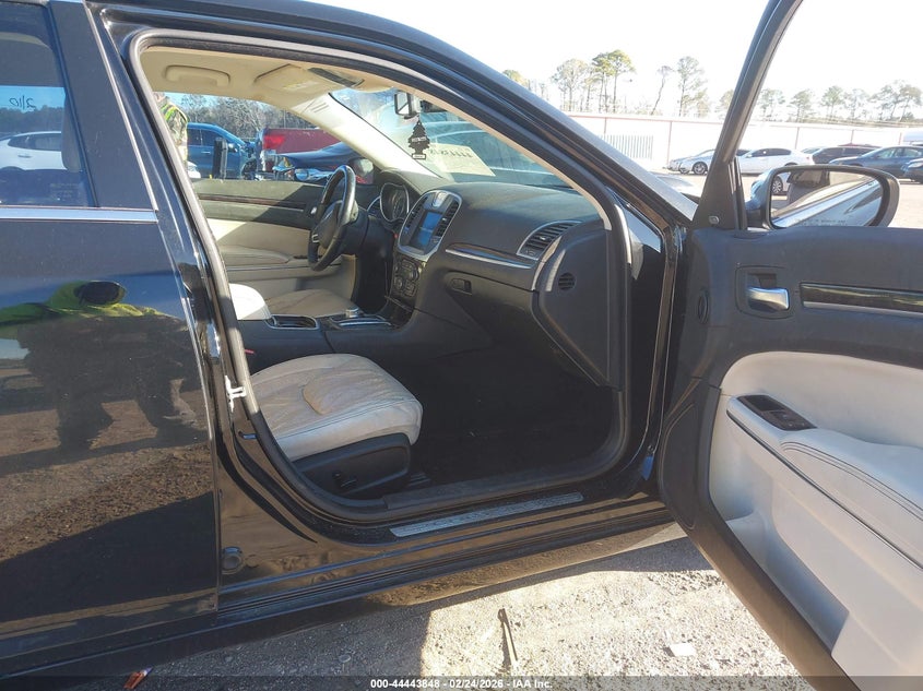 2018 Chrysler 300 Limited