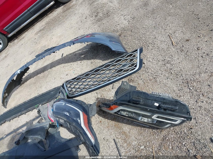 2018 Land Rover Range Rover Velar P380 S VIN: SALYB2RV4JA749900 Lot: 44443860