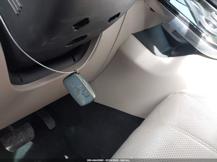 2018 Land Rover Range Rover Velar P380 S VIN: SALYB2RV4JA749900 Lot: 44443860