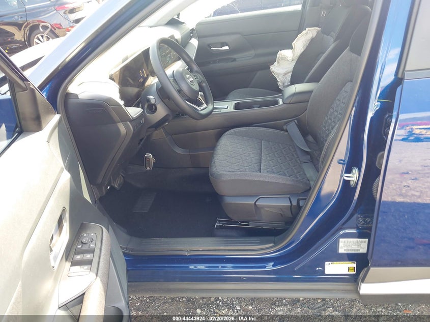 2025 Nissan Kicks Sv Fwd