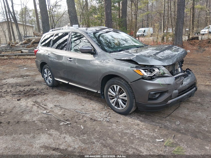 2019 Nissan Pathfinder S