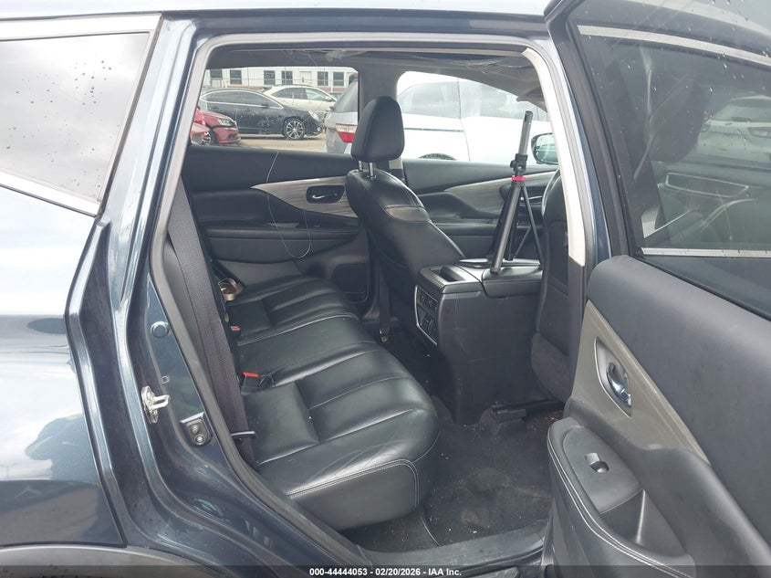 2015 NISSAN MURANO auction photo 8