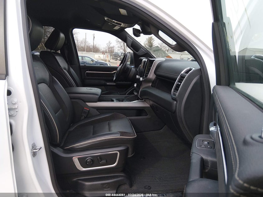 2022 Ram 1500 Laramie 4X4 5'7 Box