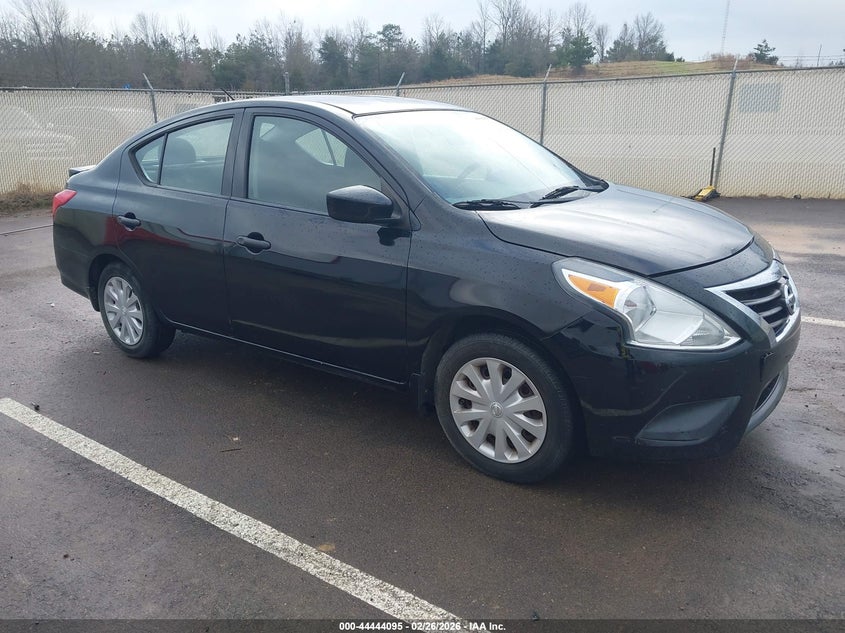 2016 Nissan Versa 1.6 S+