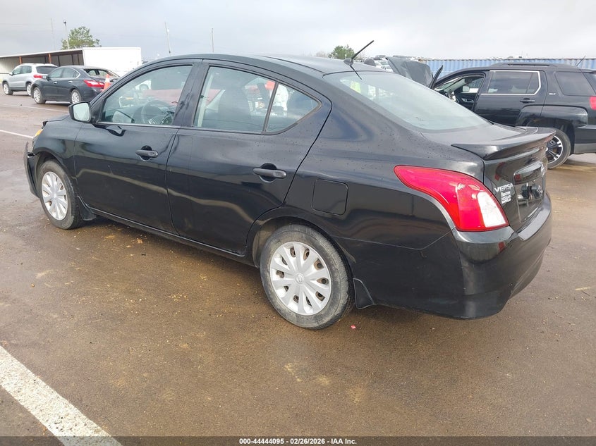 2016 Nissan Versa 1.6 S+