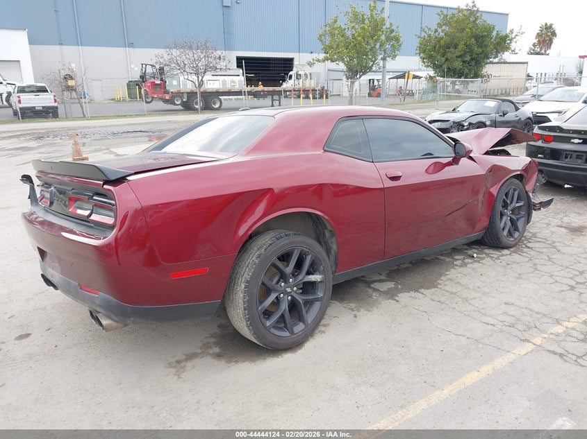 2021 Dodge Challenger Sxt