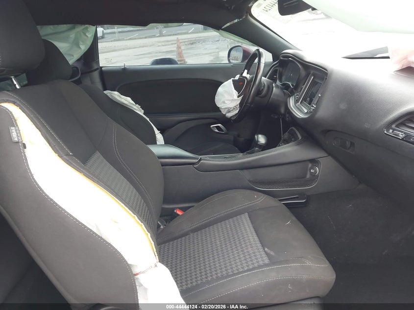 2021 Dodge Challenger Sxt