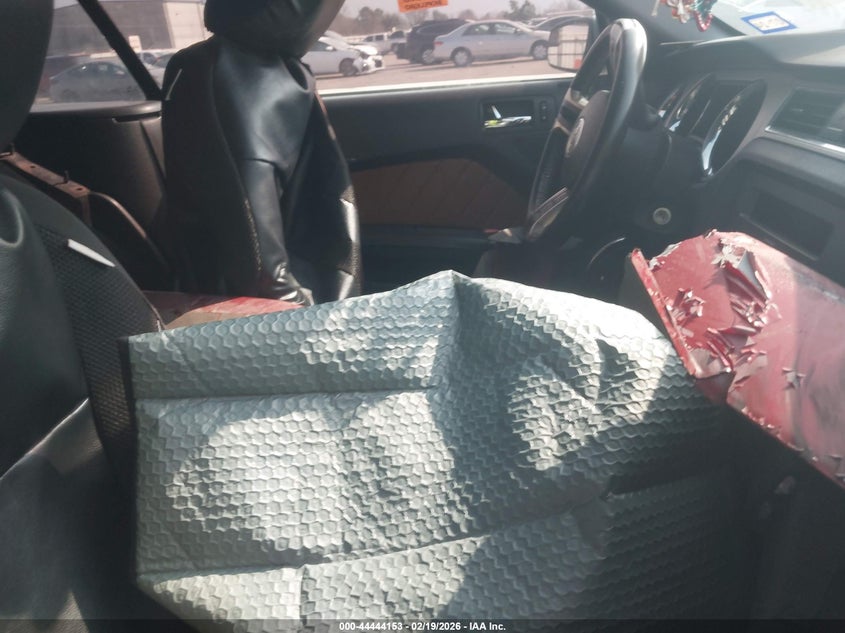 2011 Ford Mustang V6 Premium