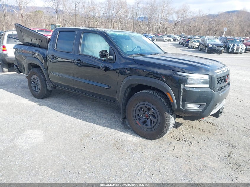 2025 Nissan Frontier Pro-4X 4X4