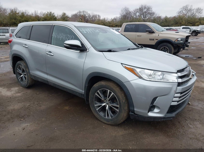2019 Toyota Highlander Le
