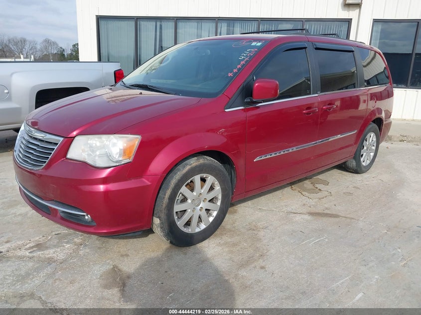 Vin: 2c4rc1bgxdr675140, lot: 44940872, chrysler town & country touring 20132
