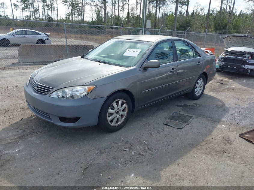2005 Toyota Camry Xle