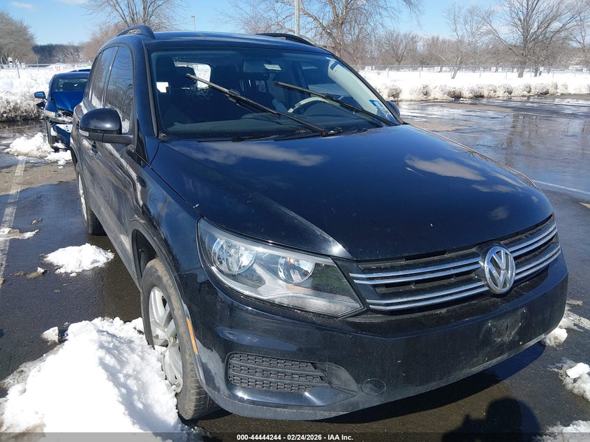 2015 Volkswagen Tiguan S