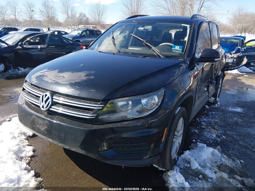 2015 Volkswagen Tiguan S
