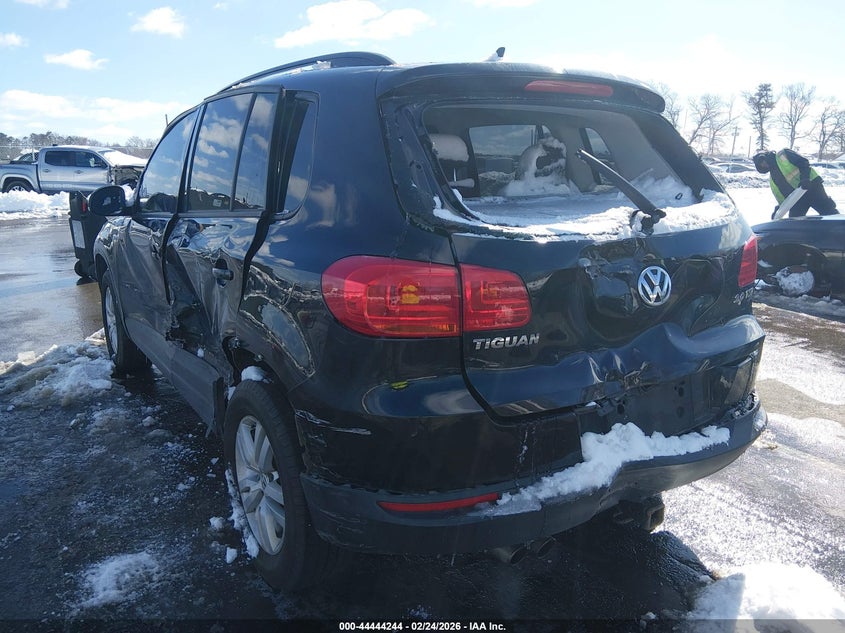 2015 Volkswagen Tiguan S
