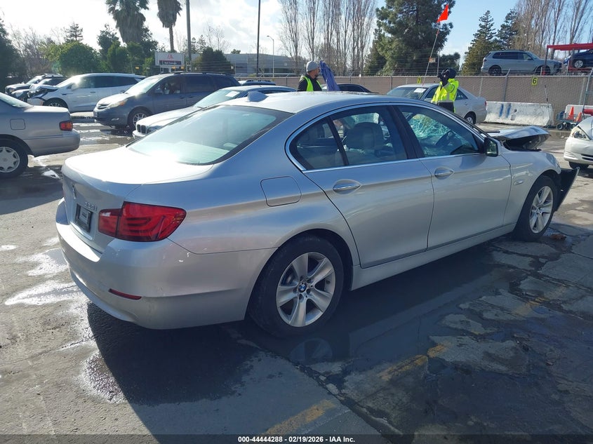 2011 BMW 528I