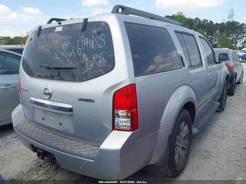 2011 Nissan Pathfinder Silver
