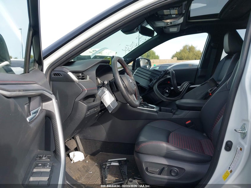 2025 Toyota Rav4 Plug-In Hybrid Xse