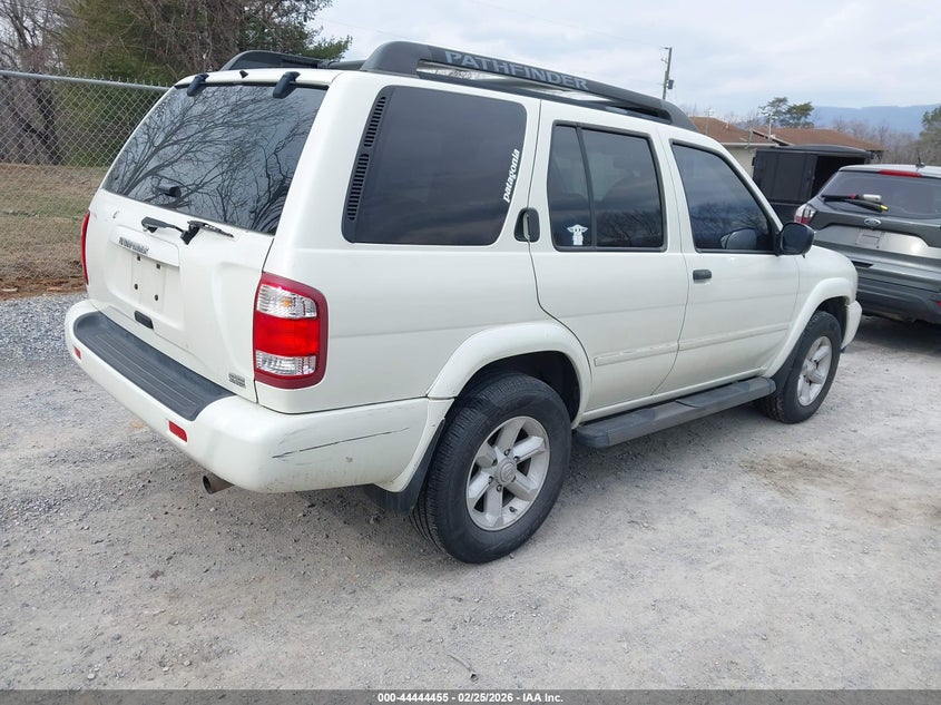 2004 Nissan Pathfinder Se