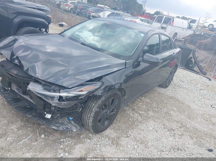 2022 Hyundai Elantra Sel