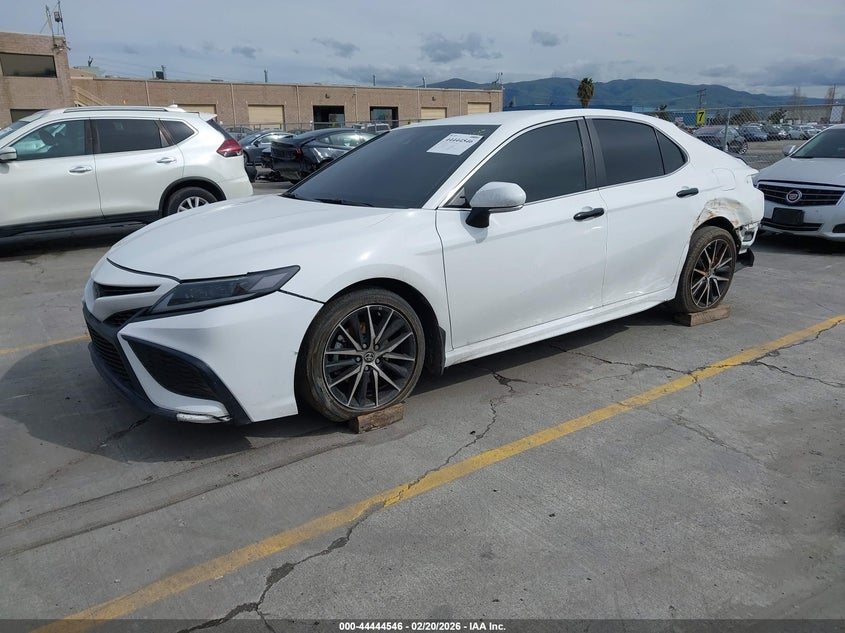 2022 Toyota Camry Se