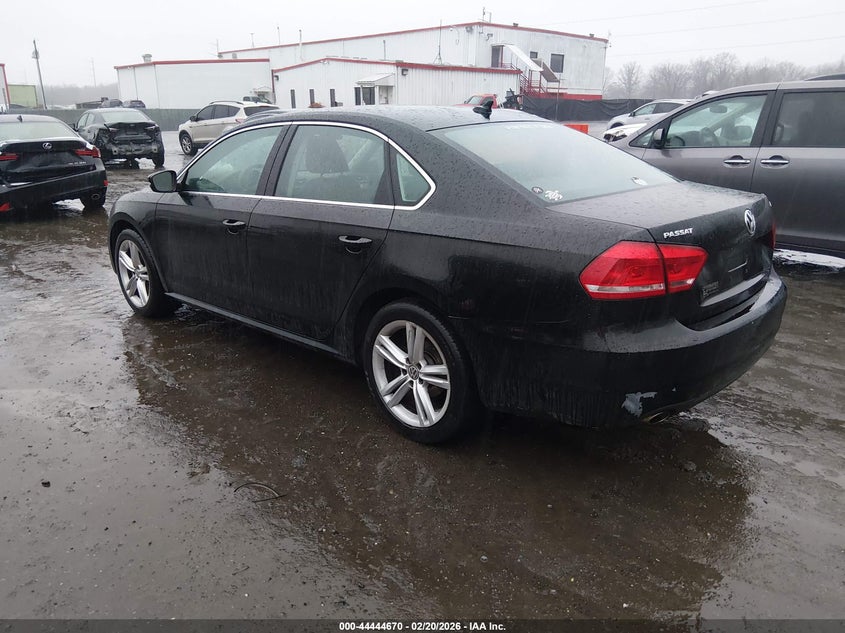 2014 Volkswagen Passat 1.8T Se