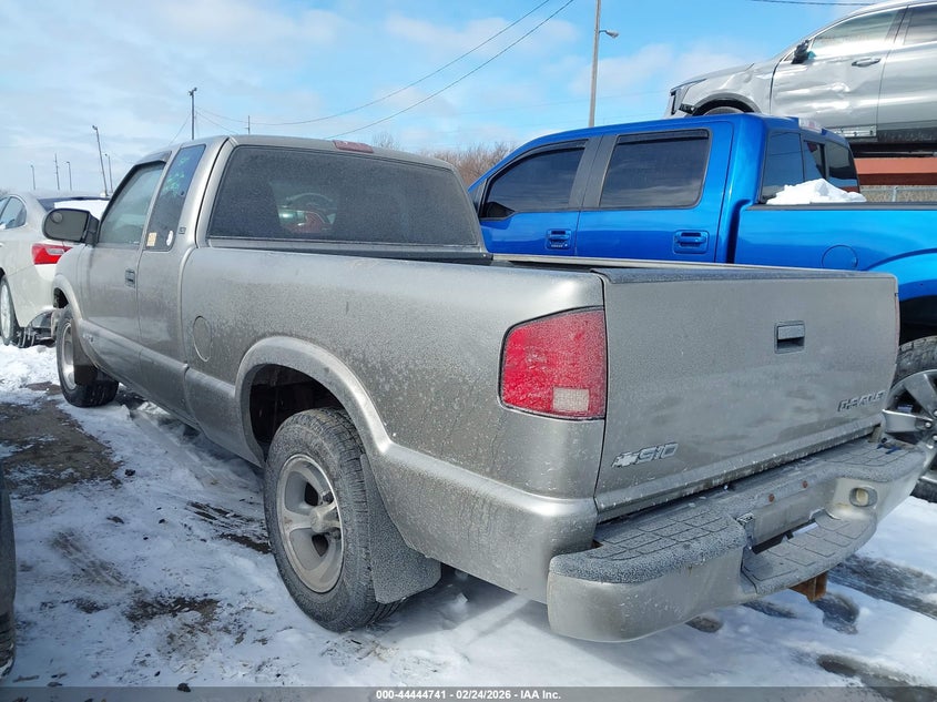 2001 Chevrolet S-10 Ls
