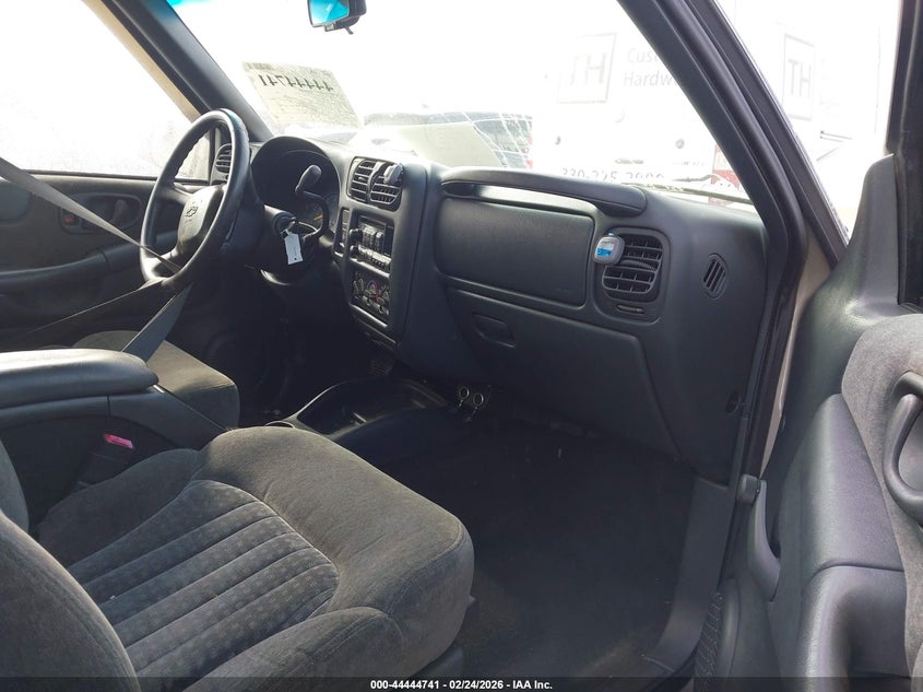 2001 Chevrolet S-10 Ls