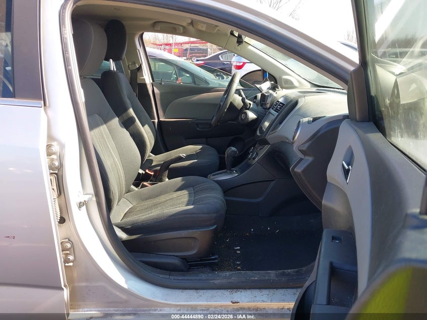 2015 Chevrolet Sonic Lt Auto