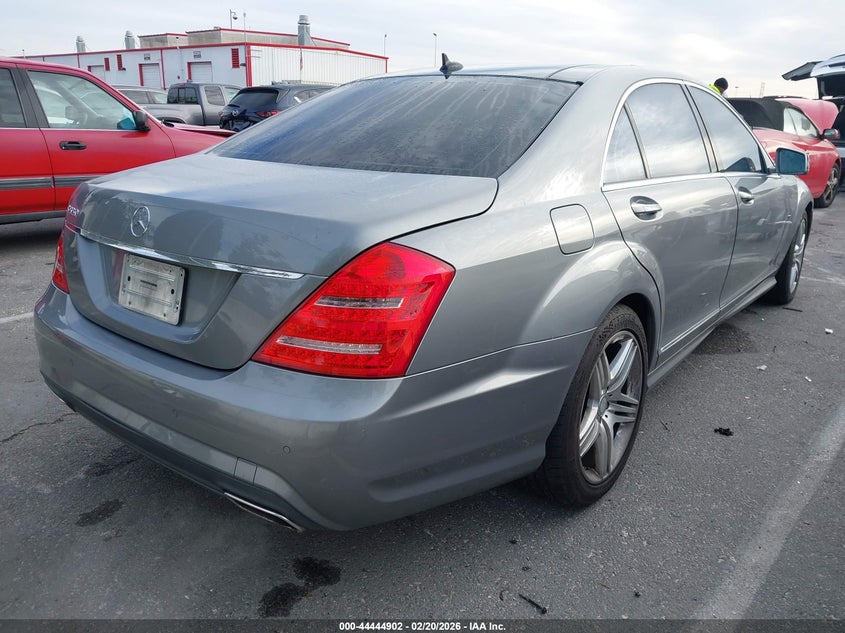 2012 Mercedes-Benz S 550
