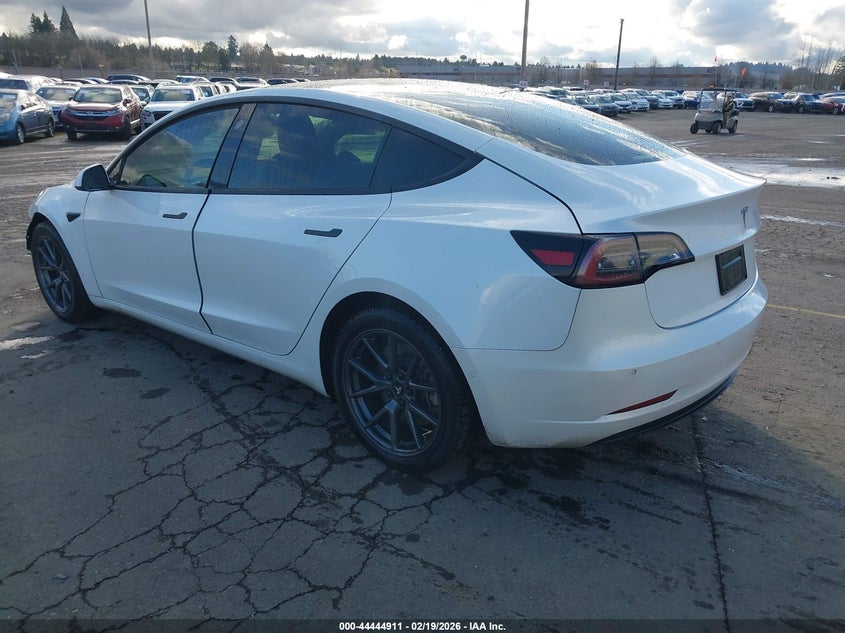 2021 Tesla Model 3 Standard Range Plus Rear-Wheel Drive