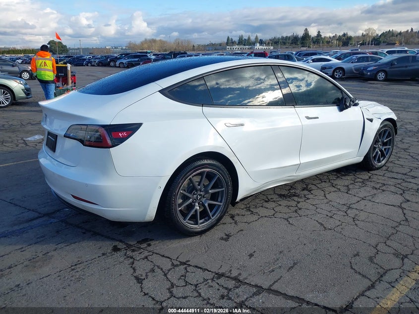 2021 Tesla Model 3 Standard Range Plus Rear-Wheel Drive