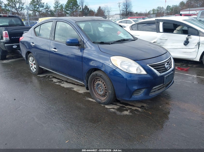 2014 Nissan Versa 1.6 Sv