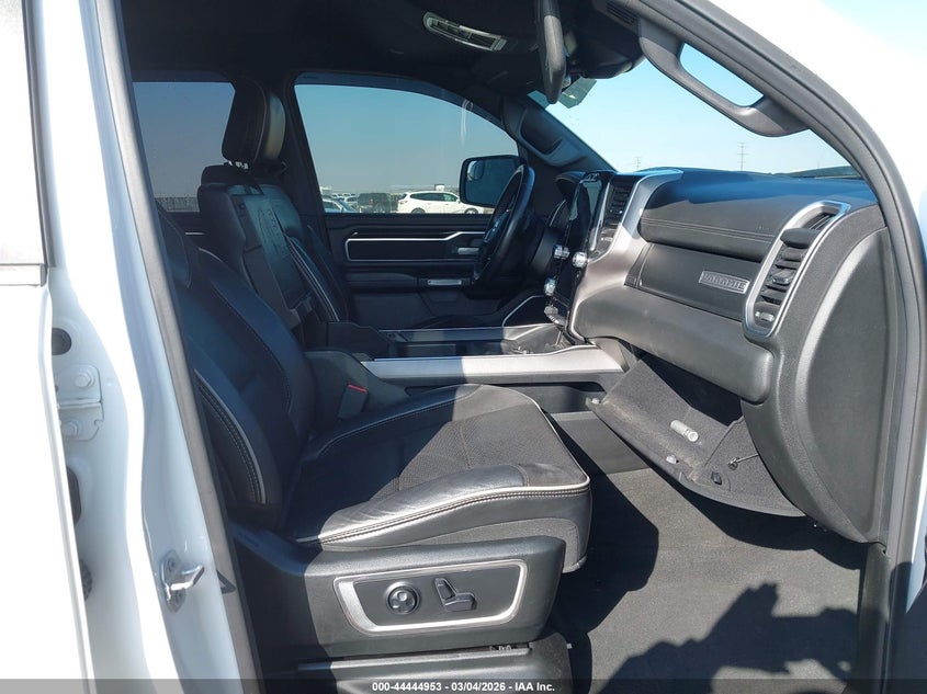 2020 Ram 1500 Laramie 4X4 5'7 Box