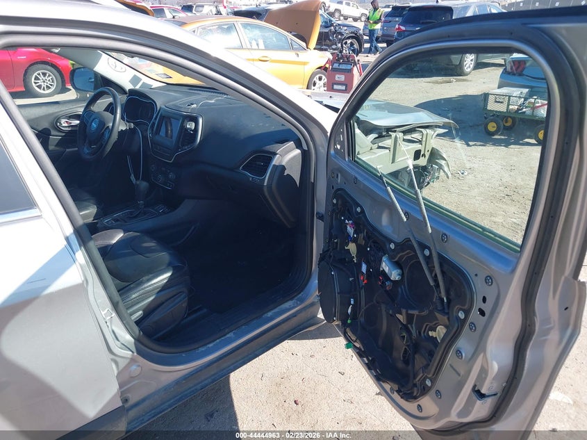 2020 Jeep Cherokee Latitude Plus Fwd