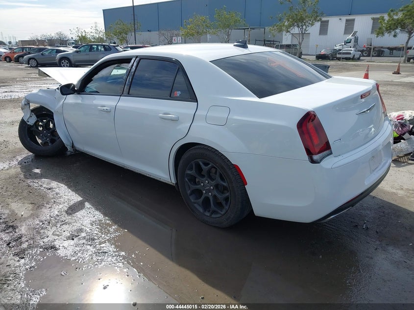 2019 Chrysler 300
