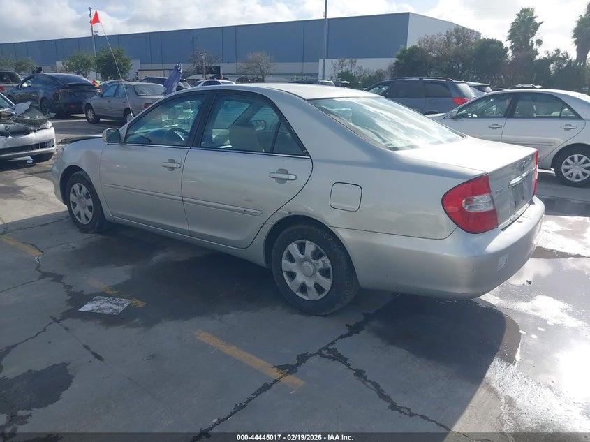 2004 Toyota Camry Le
