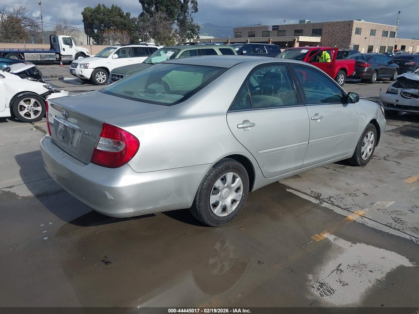 2004 Toyota Camry Le