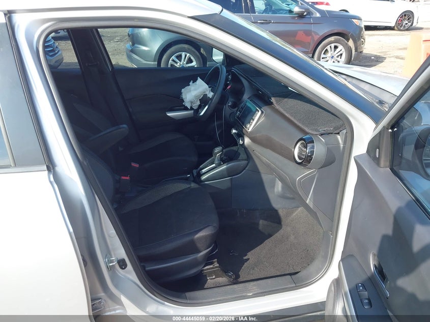 2018 Nissan Kicks Sv