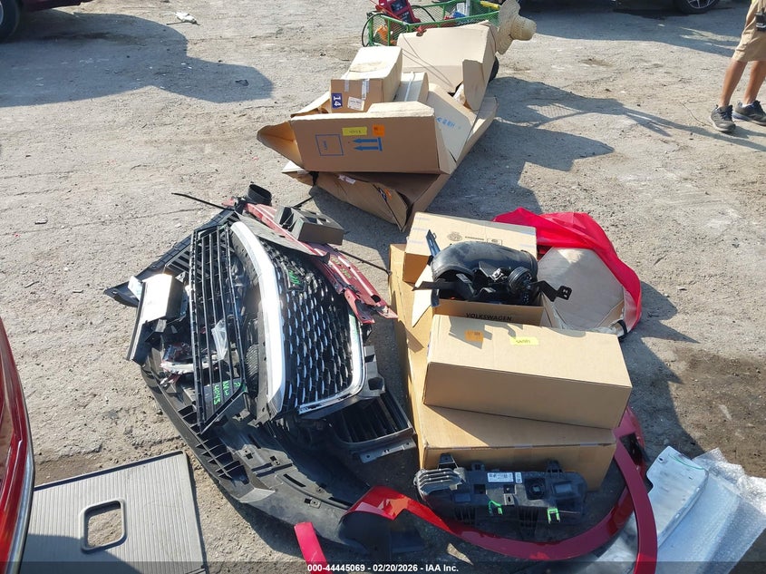 2022 Cadillac Xt6 Awd Premium Luxury VIN: 1GYKPDRS8NZ120402 Lot: 44445069