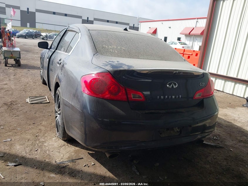 2011 Infiniti G37 Journey