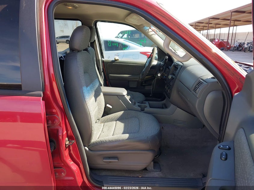 2002 Ford Explorer Xls