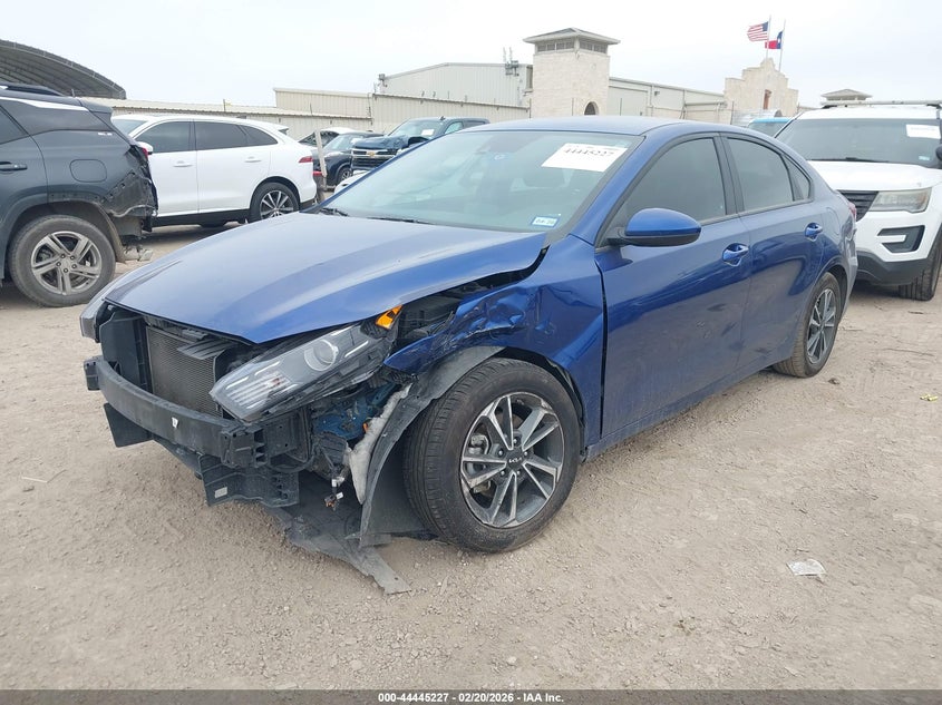 2024 Kia Forte Lxs