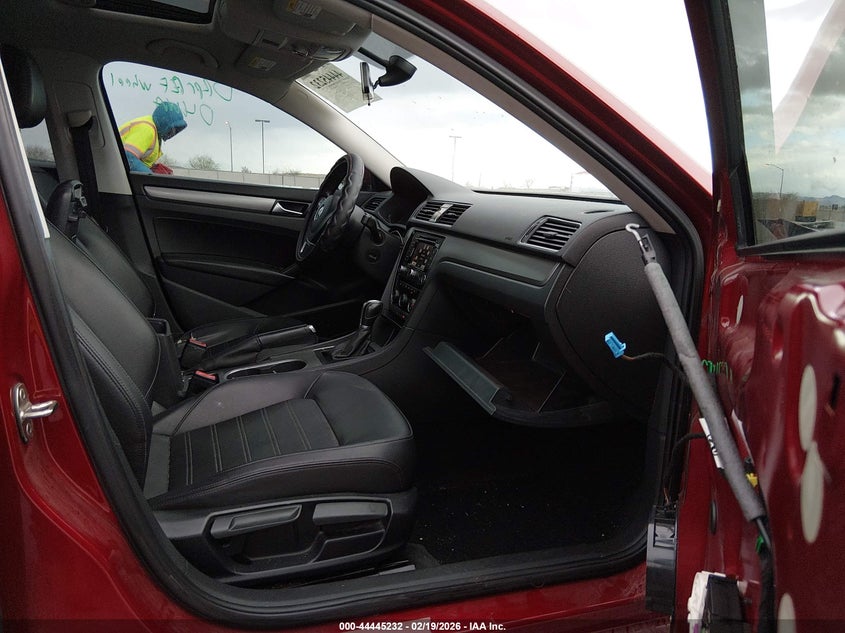 2015 Volkswagen Passat 1.8T Se