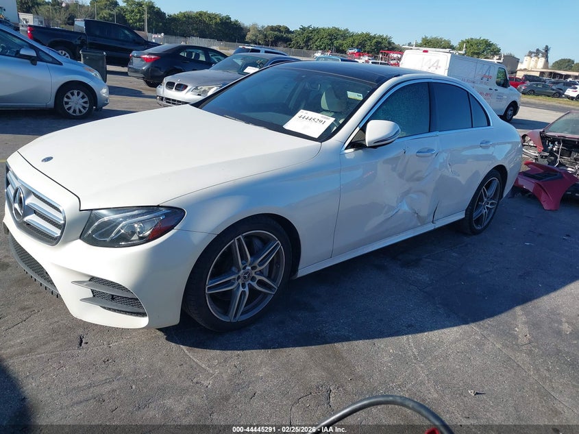 2019 Mercedes-Benz E 300